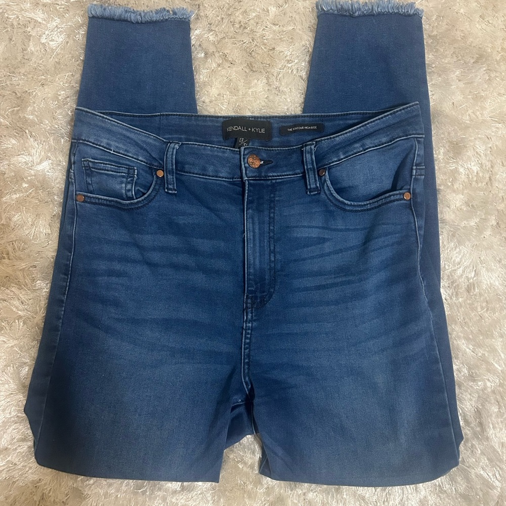 Kendall & Kylie The Contour High Rise Jeans